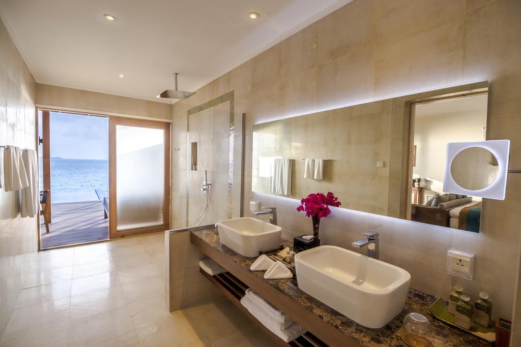 Hurawalhi Island Resort Екстериор снимка